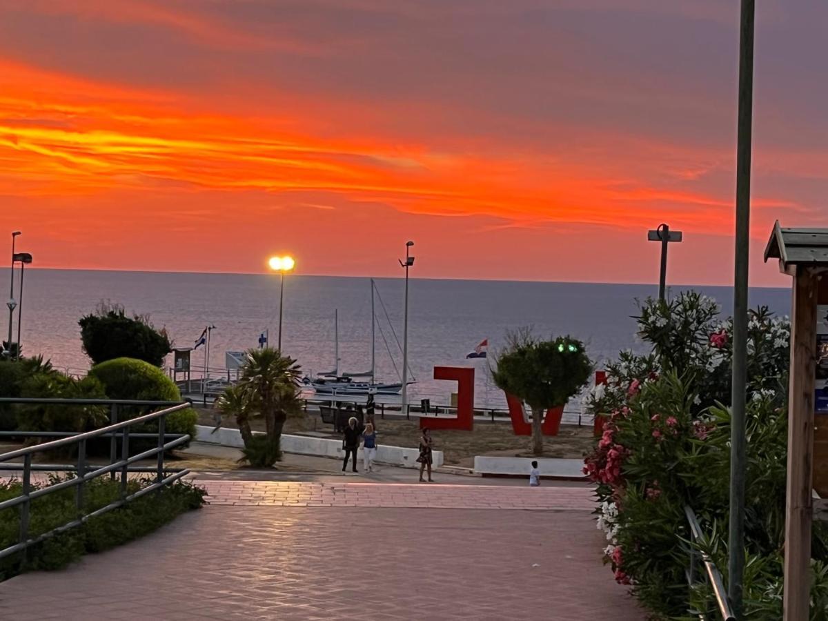 Apartmán Fiori D'Arancio Terrasini Exteriér fotografie